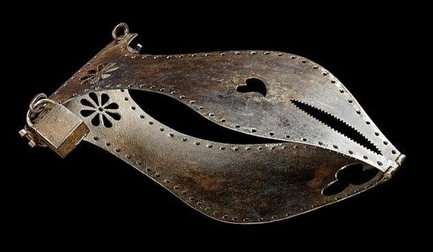 1-chastity-belt