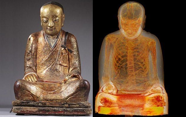 statue-mummy