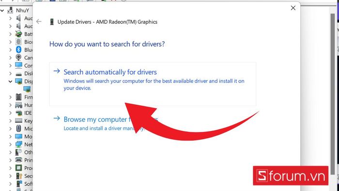 Chọn Search automatically for updated driver software