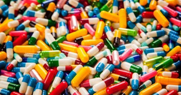 10a-capsules_61839280_SMALL