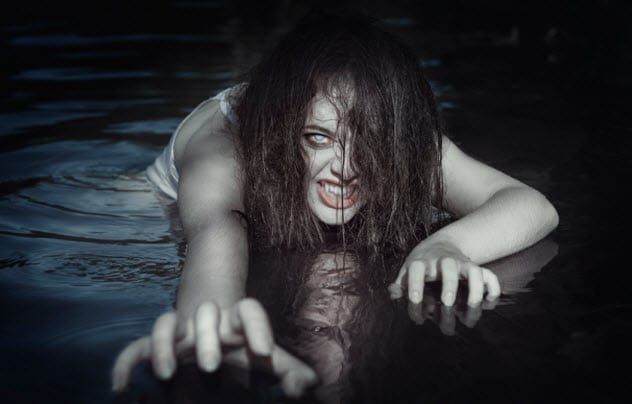 3b-drowned-zombie_77036107_SMALL