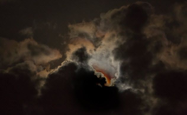 5c-michigan-light_68553049_SMALL