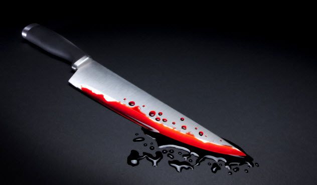 5-bloody-kitchen-knife_000017706342_Small