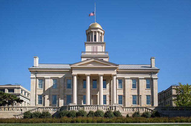 10-u-of-iowa-pentacrest