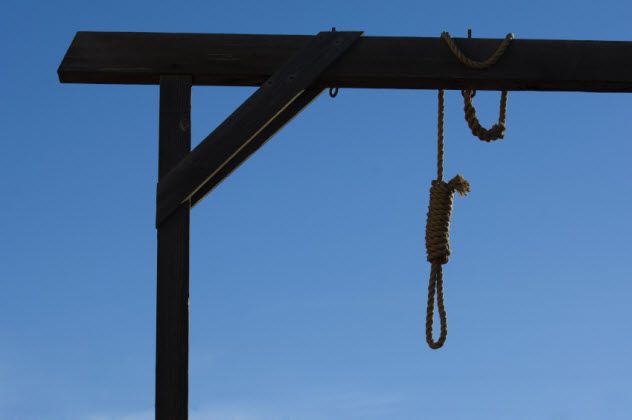 5-gallows_000003343048_Small