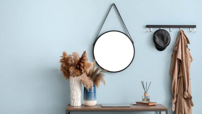 Optimal and Suboptimal Spots to Position Mirrors in Your Home