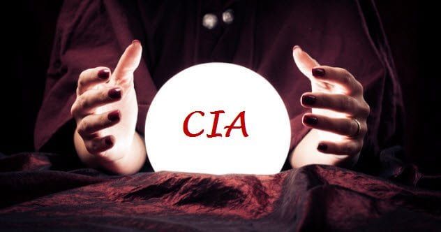 feature-a-fortune-telling-psychic-155391040