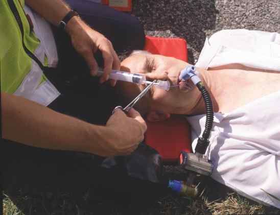 Paramedic-With-Casualty-Ajhd