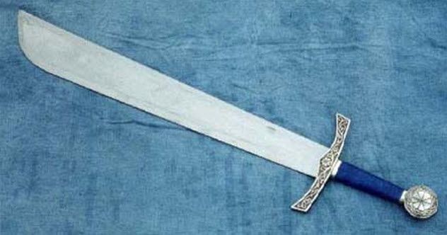 8-falchion-use-this