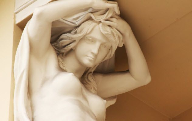2-sculpture-goddess-of-love_67605123_SMALL