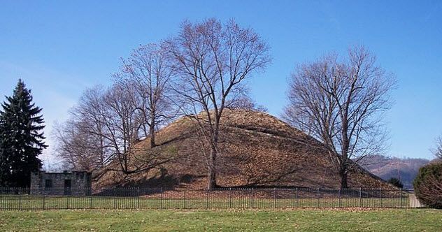 2-grave-creek-mound