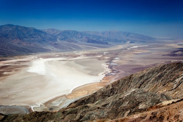 iStock_000047794376_Small