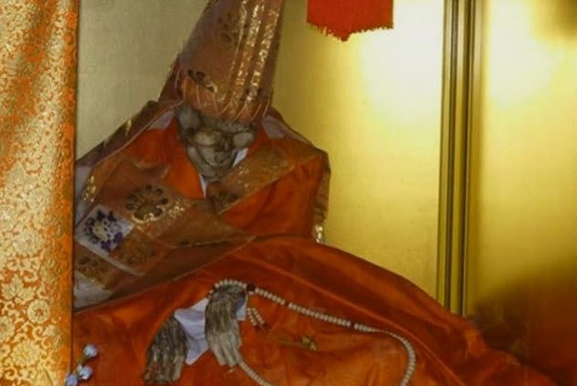 8a-mummy-2nd-1000-days