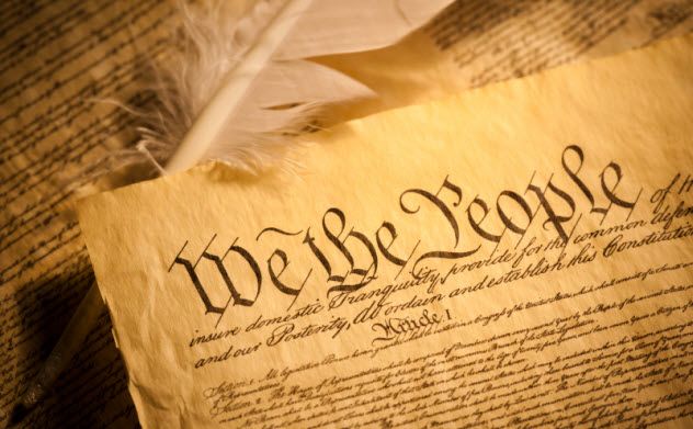 10-constitution_000017000386_Small