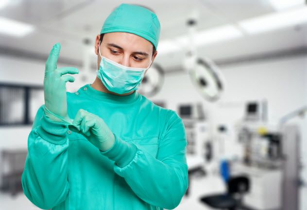 8-surgeon_000058163500_Small