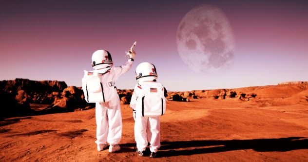 2-feature-kids-in-space_000009906161_Small
