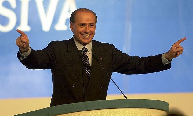 640px-Berlusconi-comizio