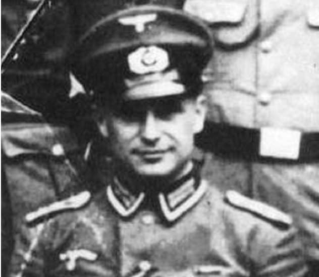Klaus_Barbie_September_1930