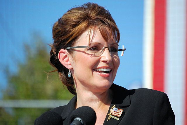 640px-SarahPalinElon