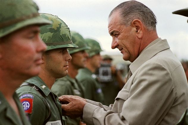 8_Visit_of_President_Johnson_in_Vietnam