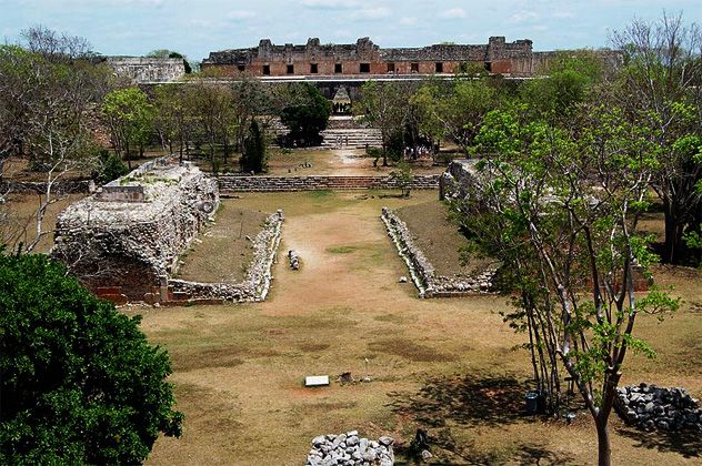 4- court