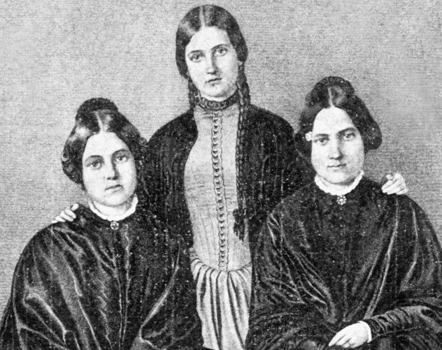 Fox Sisters