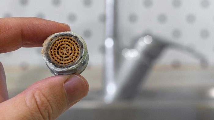 The Process of Cleaning Faucet Aerators and Why It Matters