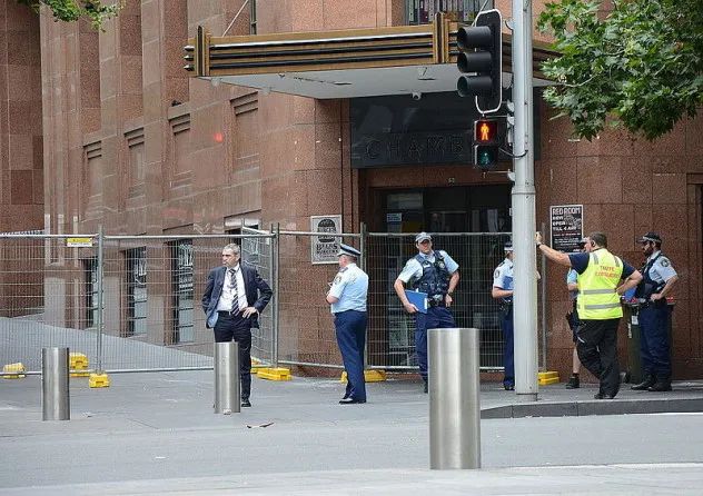 4 Lindt Cafe Hostage Situation