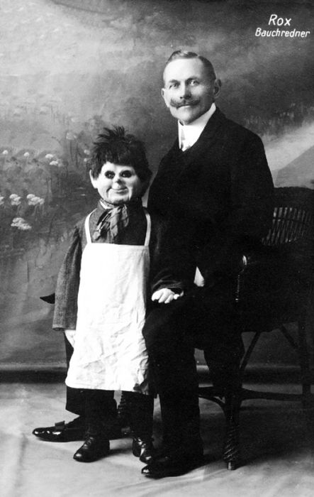 Creepy-Vintage-Ventriloquist-Dummies-14