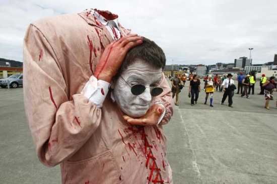 Headless-Man-Costume-Sevens