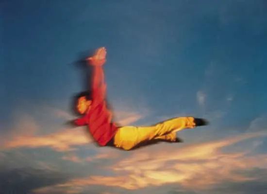 Global-Common-330X240-Flying-Man