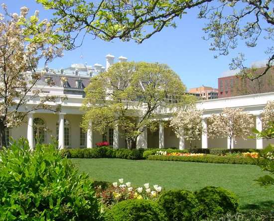 White-House-Rose-Garden