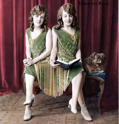 Violet and Daisy Hilton, as depicted by Mashkarose