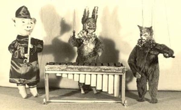 Wolohan Marionettes