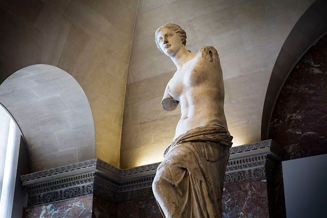 640px-Paris_-_The_Venus_de_Milo_-_2381