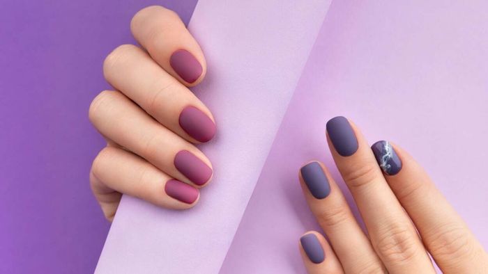 Effortlessly remove nail polish