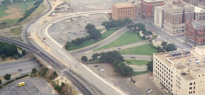 1280px-DealeyPlazaAbove