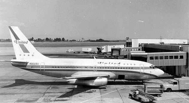 united 553