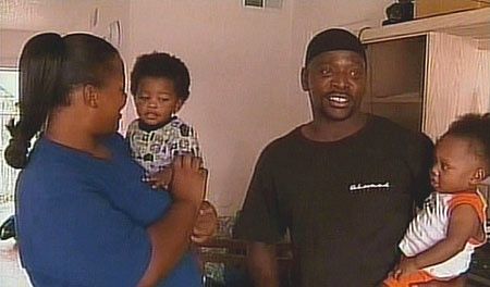 Twin-Boys-Family-Pic-Fox-Splash-136550173