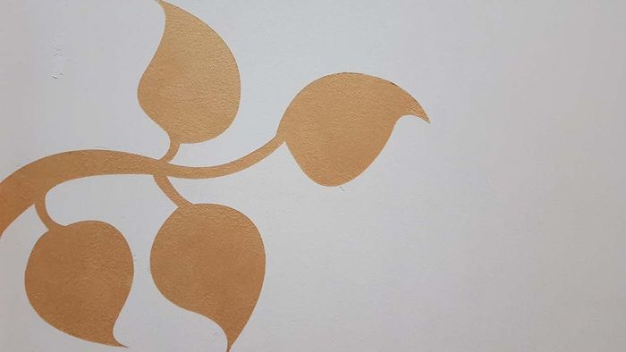 Stenciling Your Ceiling: A Step-by-Step Guide and Its Benefits