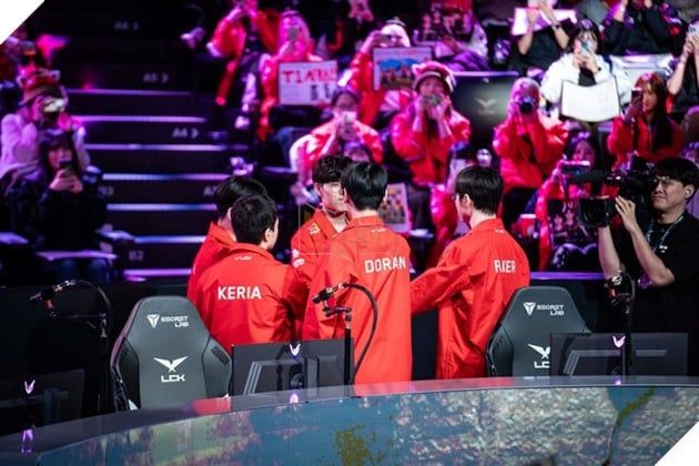 LMHT: Thông tin mới tiết lộ BTC của LCK có khả năng dàn xếp ổn thỏa drama liên quan đến T1