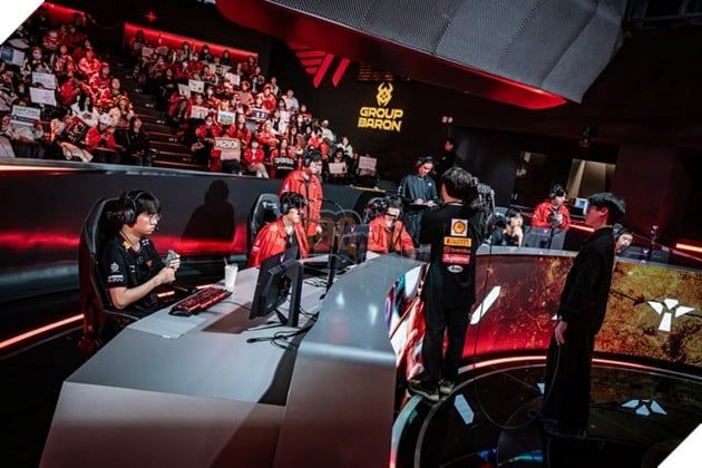 LMHT: Thông tin mới tiết lộ BTC của LCK có khả năng dàn xếp ổn thỏa drama liên quan đến T1