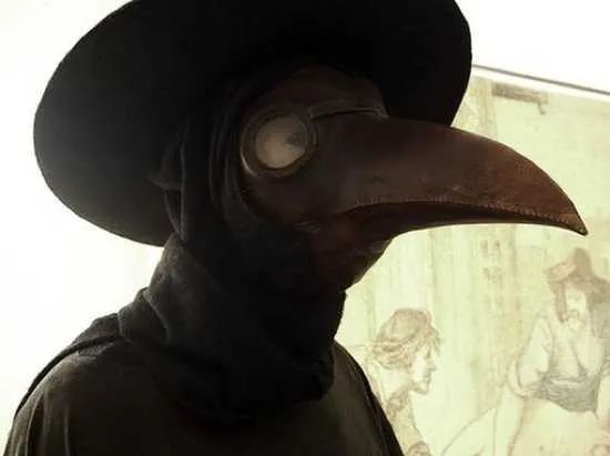 Plague-Mask1