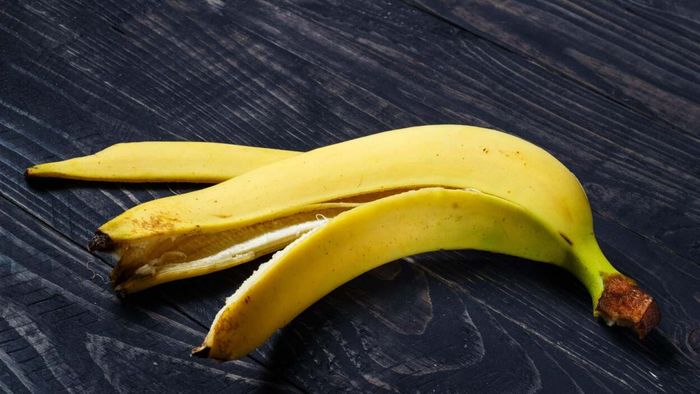 Banana peels