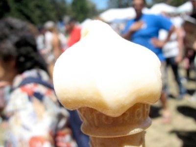 Isitedible - Garlic Ice Cream.Jpg