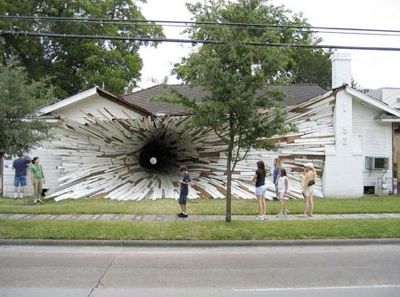 House Tunnel 01