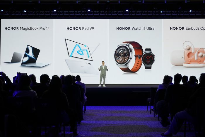 HONOR đã giới thiệu một loạt sản phẩm mới tại MWC 2025, bao gồm laptop, máy tính bảng, đồng hồ thông minh và tai nghe không dây.