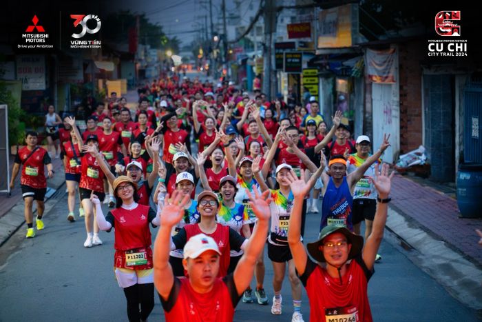 VDV HỒ HỞI THAM DỰ CỦ CHI CITY TRAIL 2024 (1).jpg