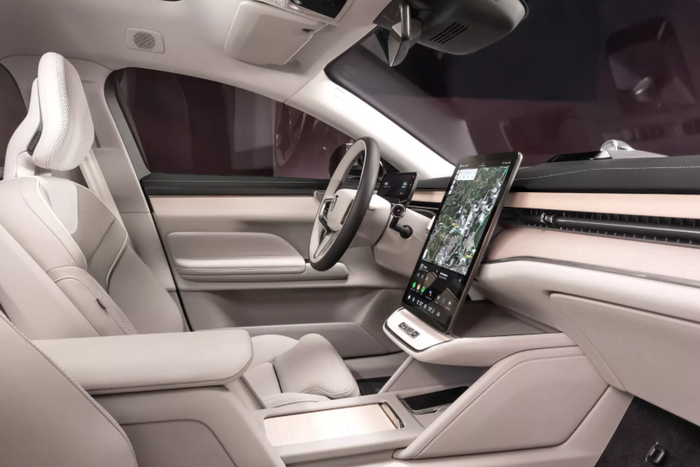 Volvo ES90 6.PNG
