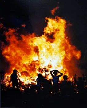 Bonfire-Night-Sarsfield-Tce